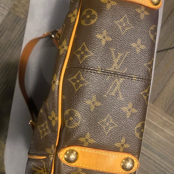 Louis Vuitton Inventeur Handbag - Picture 3 of 11